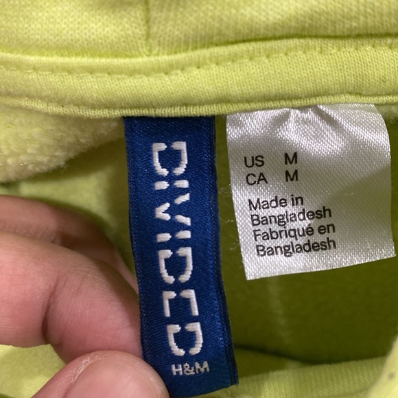 2/$20 Green Hoodie Reactive Lime Size M - Picture 5 of 6